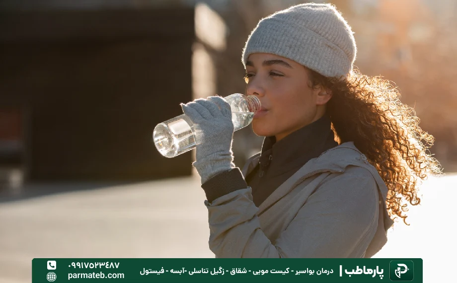 نوشیدن آب جز درمان خانگی هموروئید است
